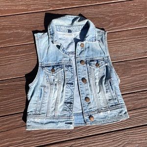 Light wash cropped Jean vest